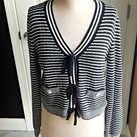 NEW! NICOLE MILLER Bows & PEARL BUTTON SWEATER - Picture 7 of 7